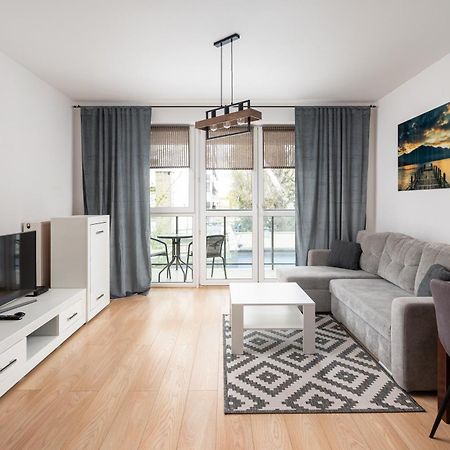 Aleja Krakowska Comfy Apartment Varsóvia Exterior foto